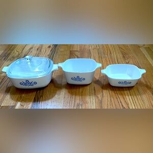 Vintage Corning Ware Blue Cornflower Dish Set Of 3 - 1qt With Lid 22oz & Petite